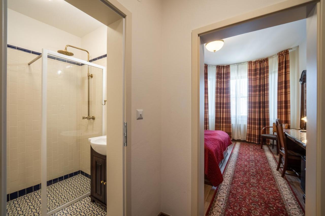 Hotel Grand Uherské Hradiště Kültér fotó