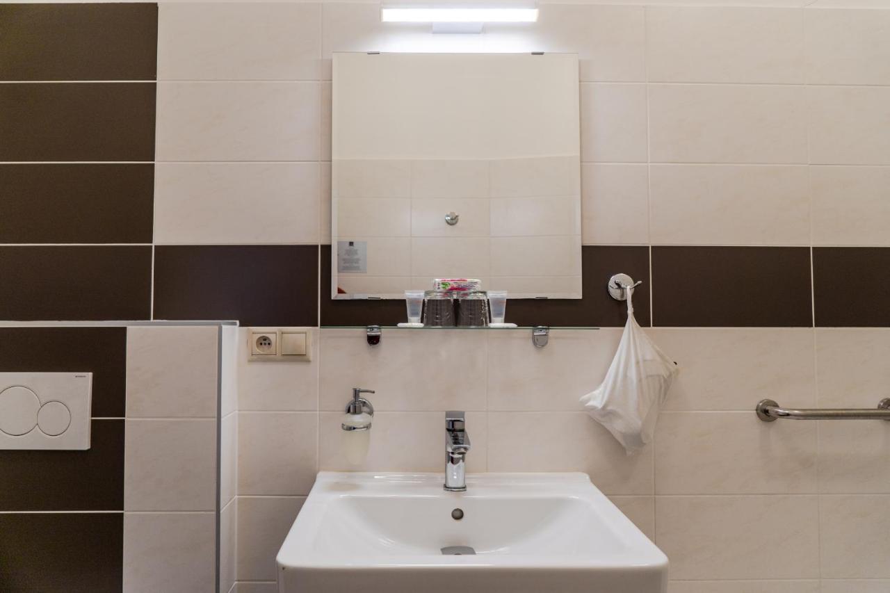Hotel Grand Uherské Hradiště Kültér fotó