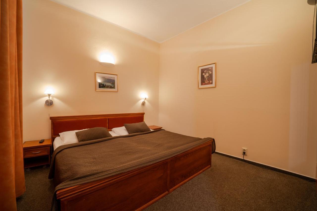Hotel Grand Uherské Hradiště Kültér fotó