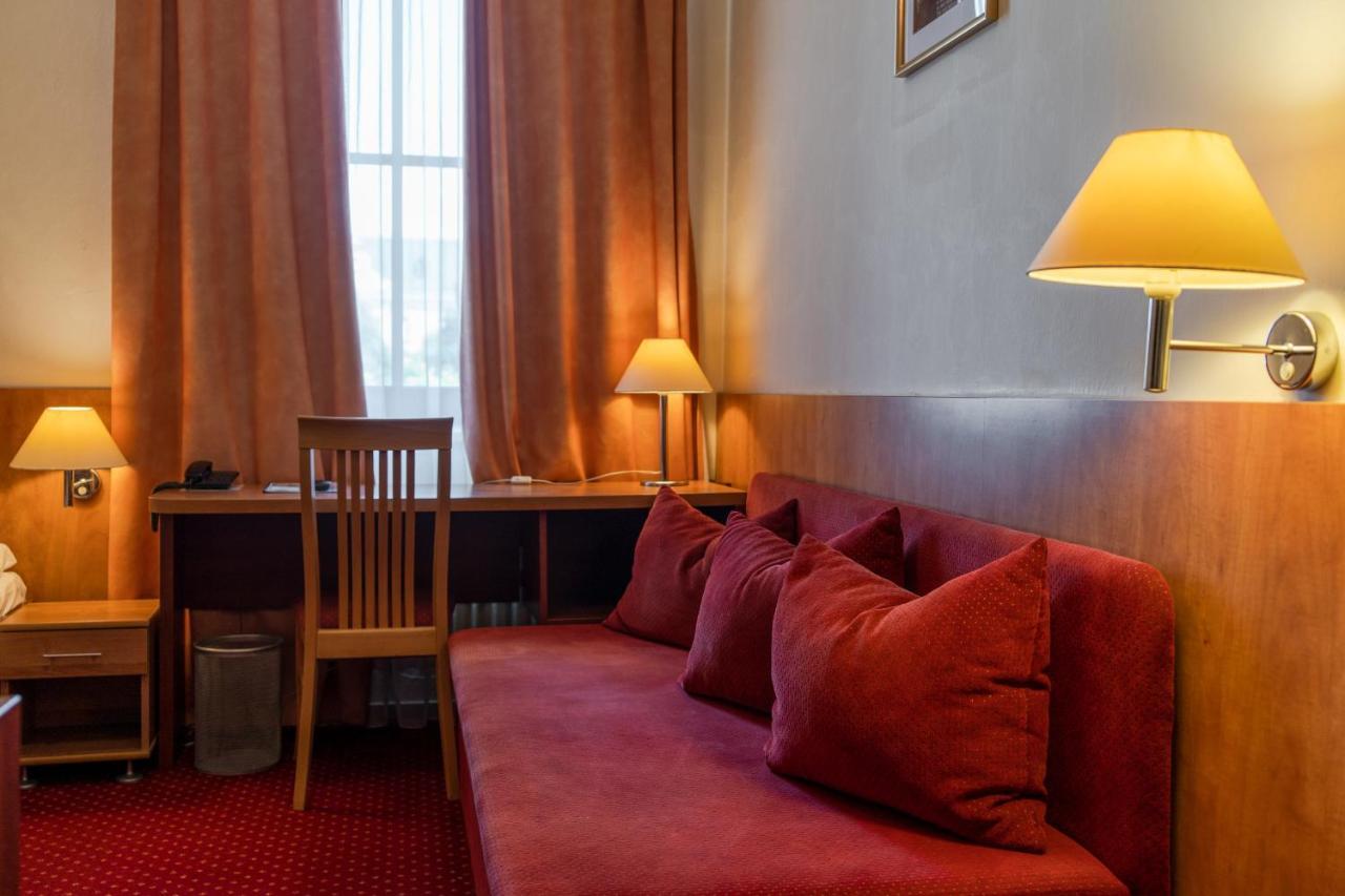Hotel Grand Uherské Hradiště Kültér fotó