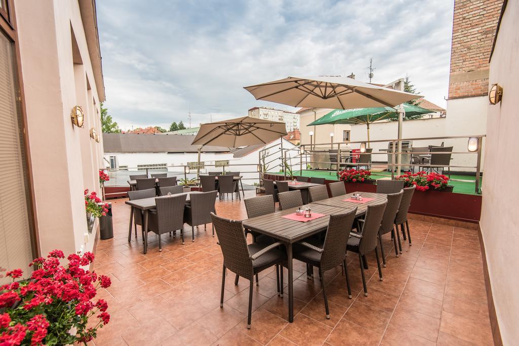 Hotel Grand Uherské Hradiště Kültér fotó