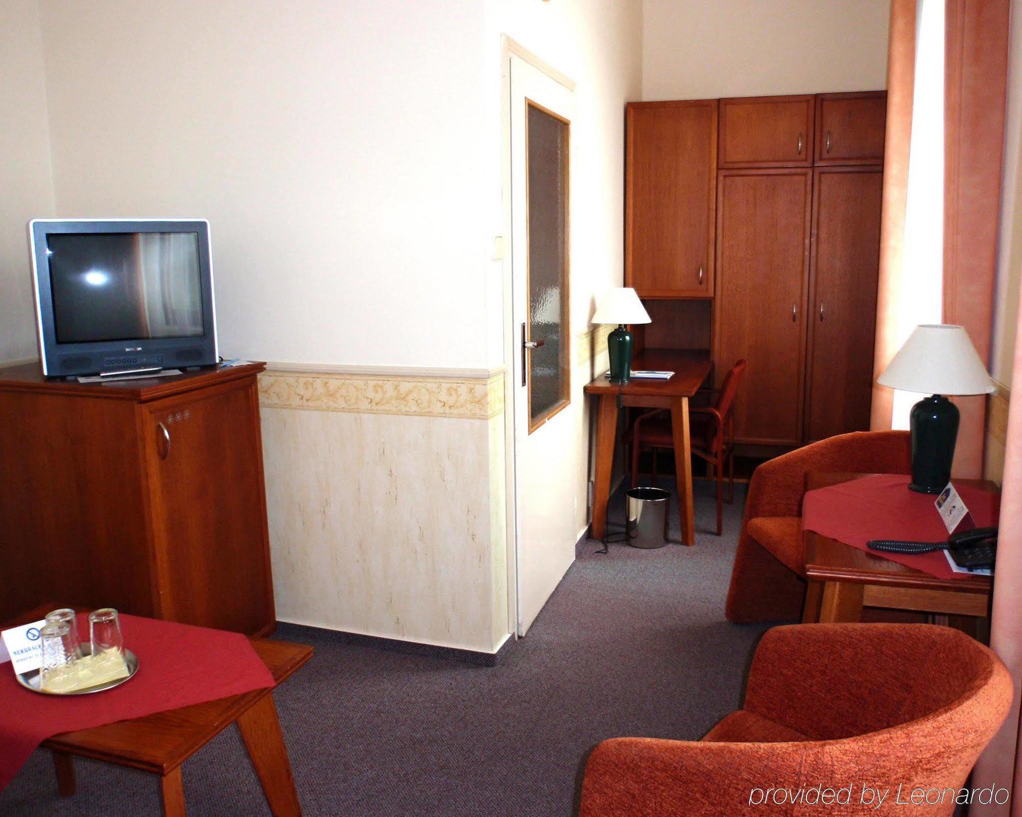 Hotel Grand Uherské Hradiště Szoba fotó