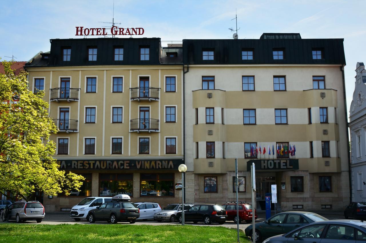 Hotel Grand Uherské Hradiště Kültér fotó