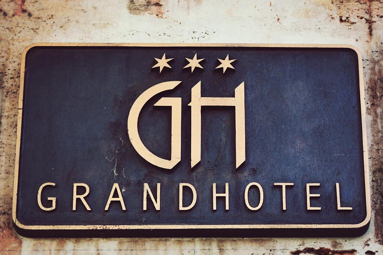 Hotel Grand Uherské Hradiště Kültér fotó