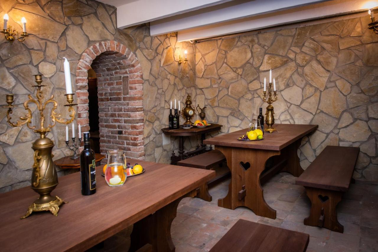 Hotel Grand Uherské Hradiště Kültér fotó